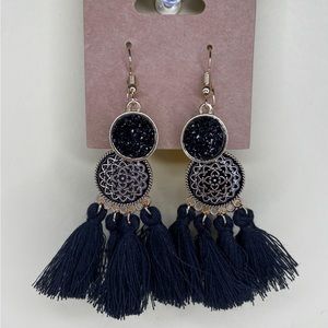 3/15 EARRINGS NWT ADD 3 TO BUNDLE